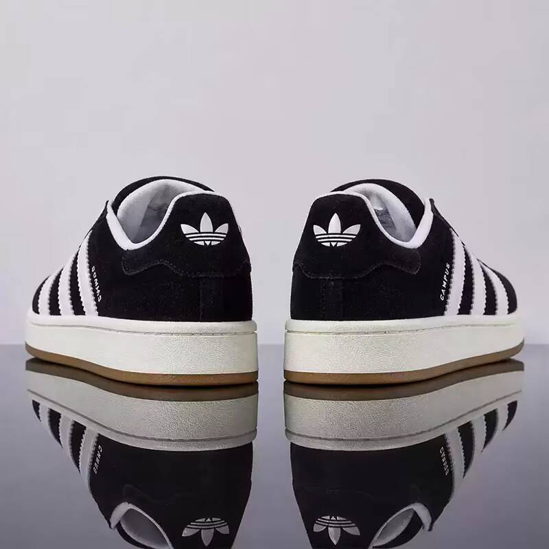 Adidas Clover Men's and Women' - đánh giá và giá Adidas Shoes Superstar